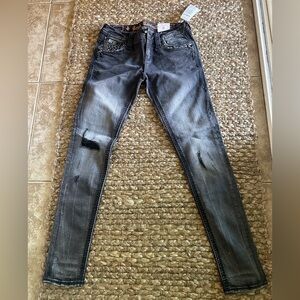 ROCK REVIVAL “ARIZA”  Skinny Jeans 26/32 NWT